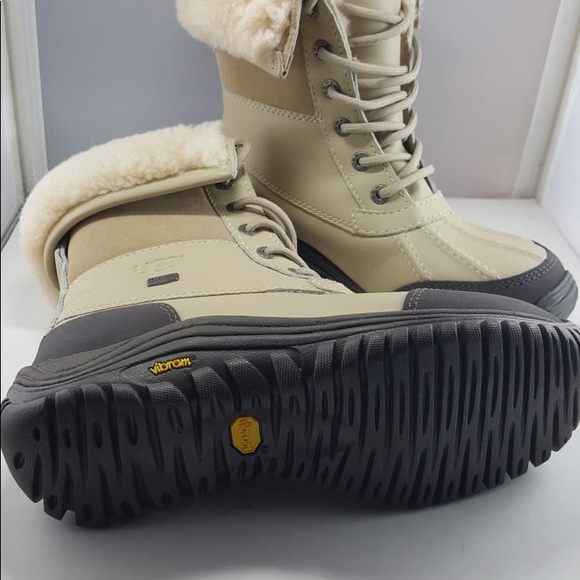 Uggs Adirondack II Winter Boots - Picture 4 of 6